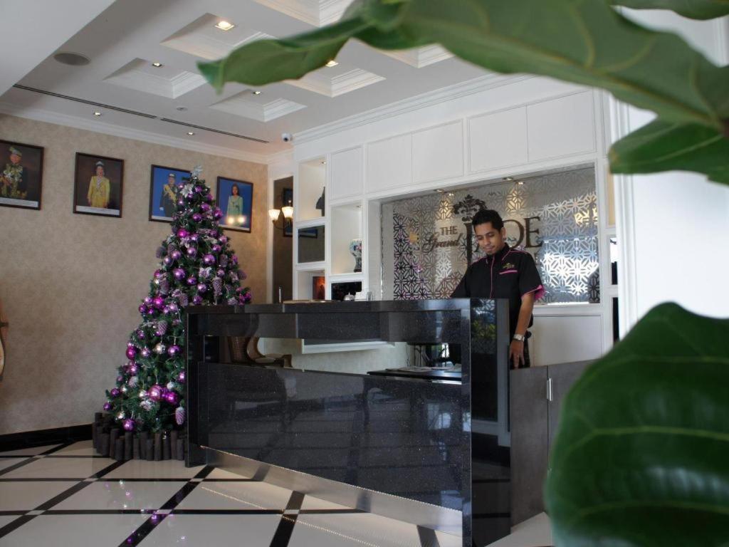 Hotel Zamburger Grand Jade Johor Bahru Dış mekan fotoğraf